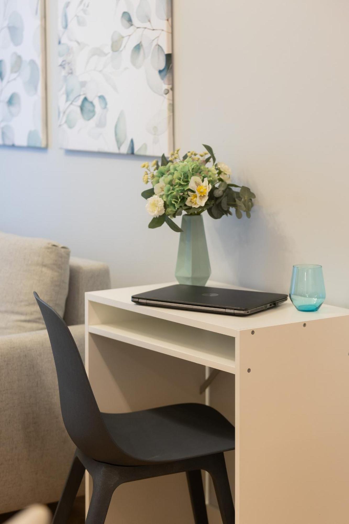 Zajezdnia Wrzeszcz Modern & Stylish Apartment Gym Gdansk By Noclegi Renters Bagian luar foto
