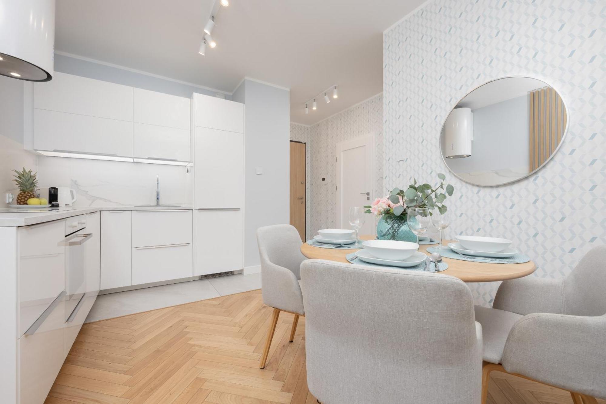Zajezdnia Wrzeszcz Modern & Stylish Apartment Gym Gdansk By Noclegi Renters Bagian luar foto